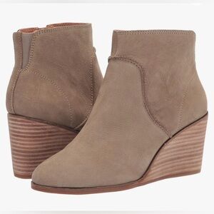 NEW Lucky Brand Zanta Tan Wedge Bootie Sz 9